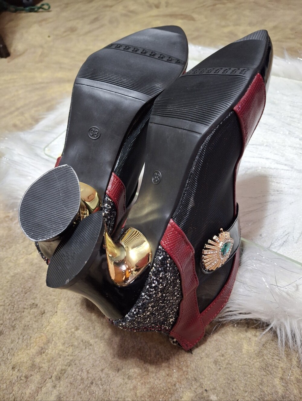 Women Black/Burgundy Mesh Ankle Booties Embellish Buckle Sculpted Heel Size 7.5 - Picture 12 of 16